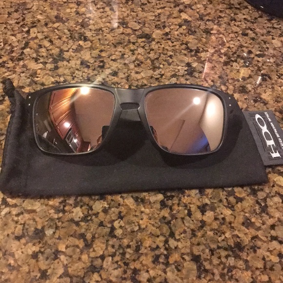 Oakley black mirrored sunglasses Clearance